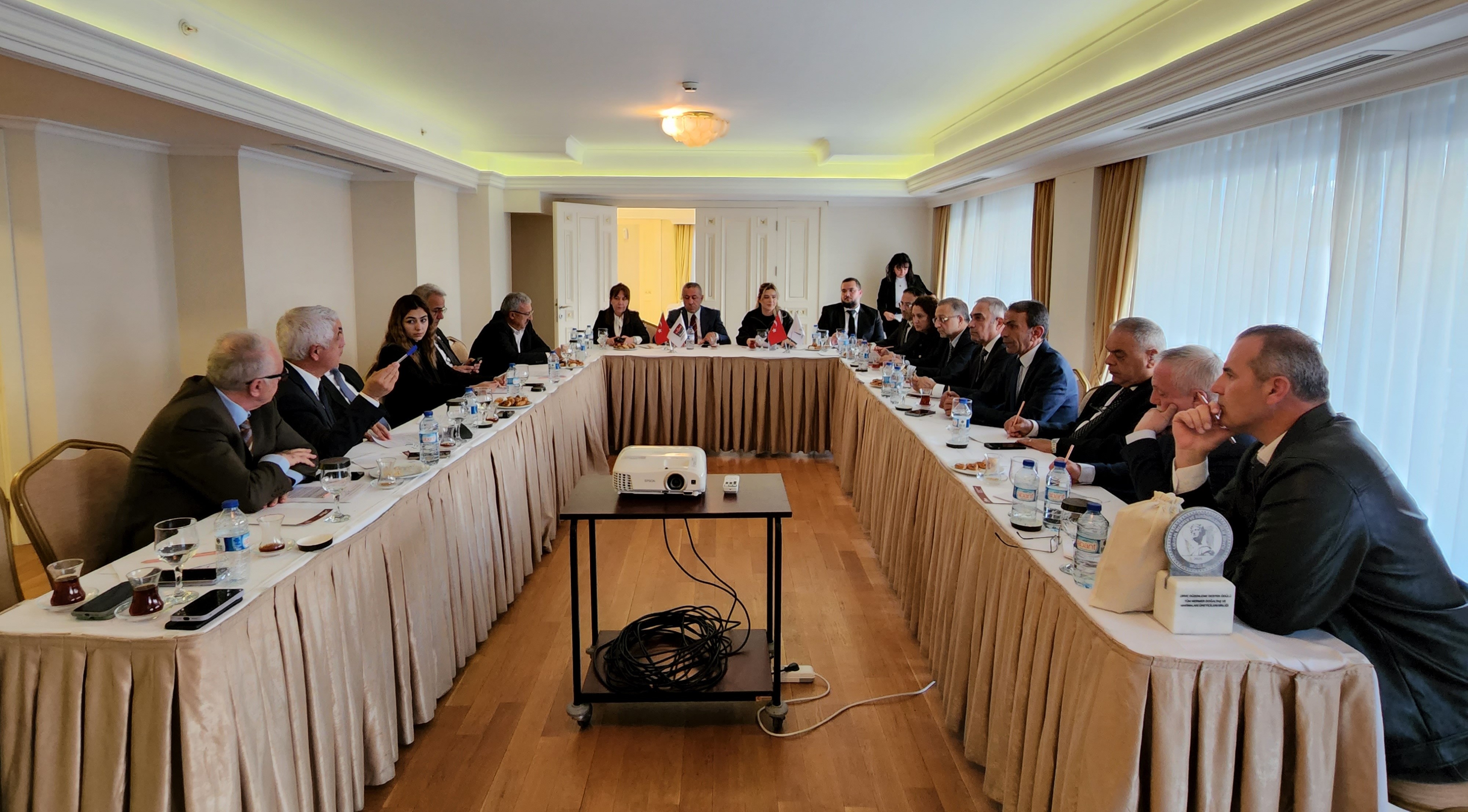 <h2><span style="font-size:16px"><strong>Yönetim Kurulu Toplantımız Ankara'da Gerçekleşti</strong></span></h2>
