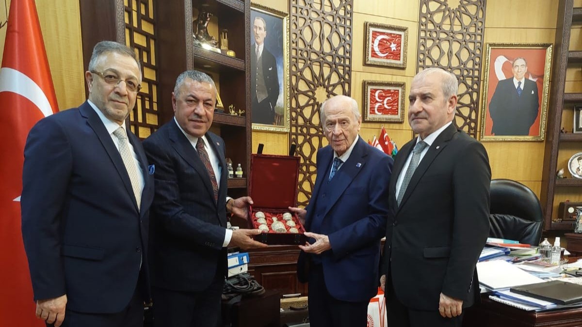 <p><strong><span style="font-size:16px">Sayın Bahçeli'yi Makamında Ziyaret Ettik</span></strong></p>
